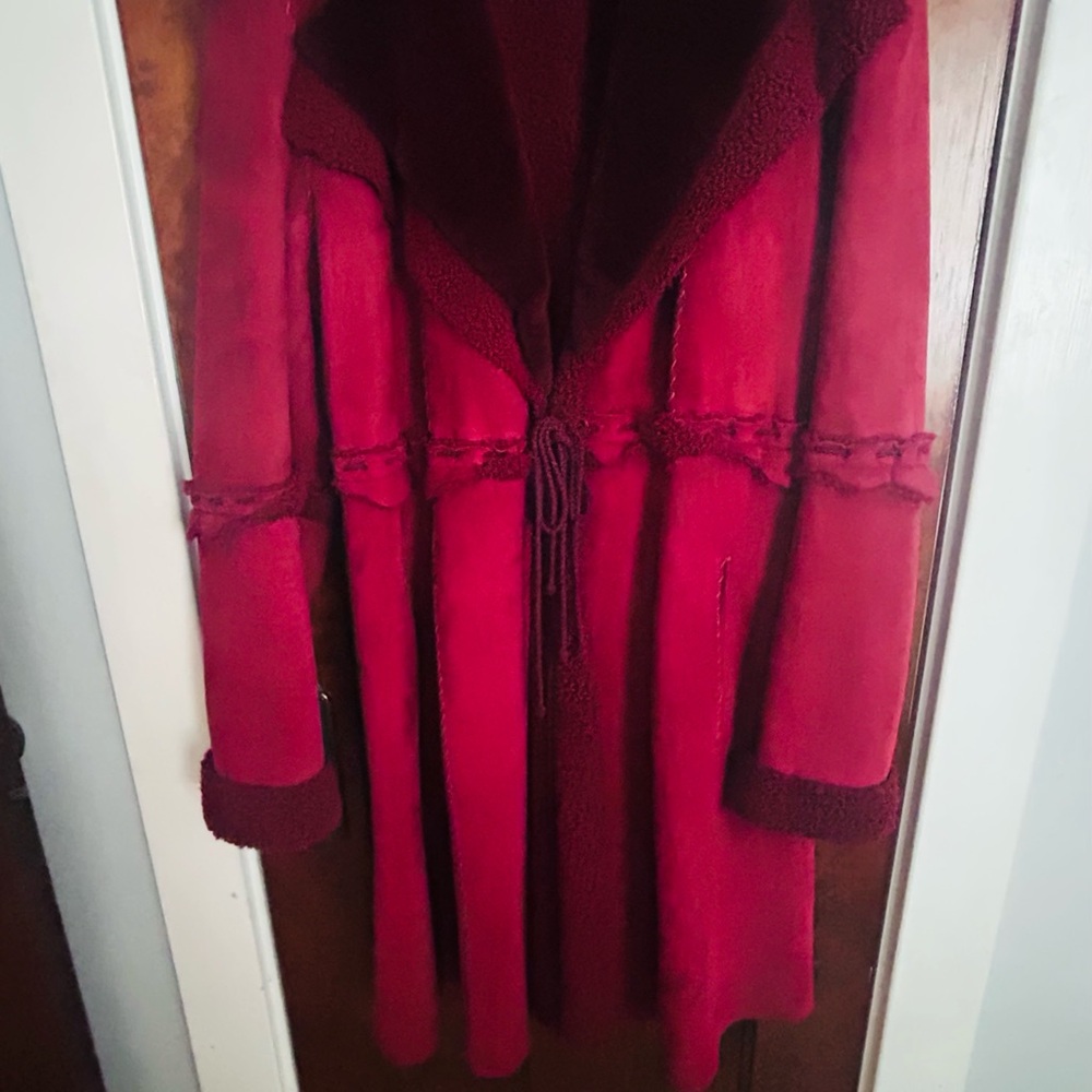 Stunning Dennis Basso Deep Red Shearling and sheared Mink coat - Picture 3 of 9
